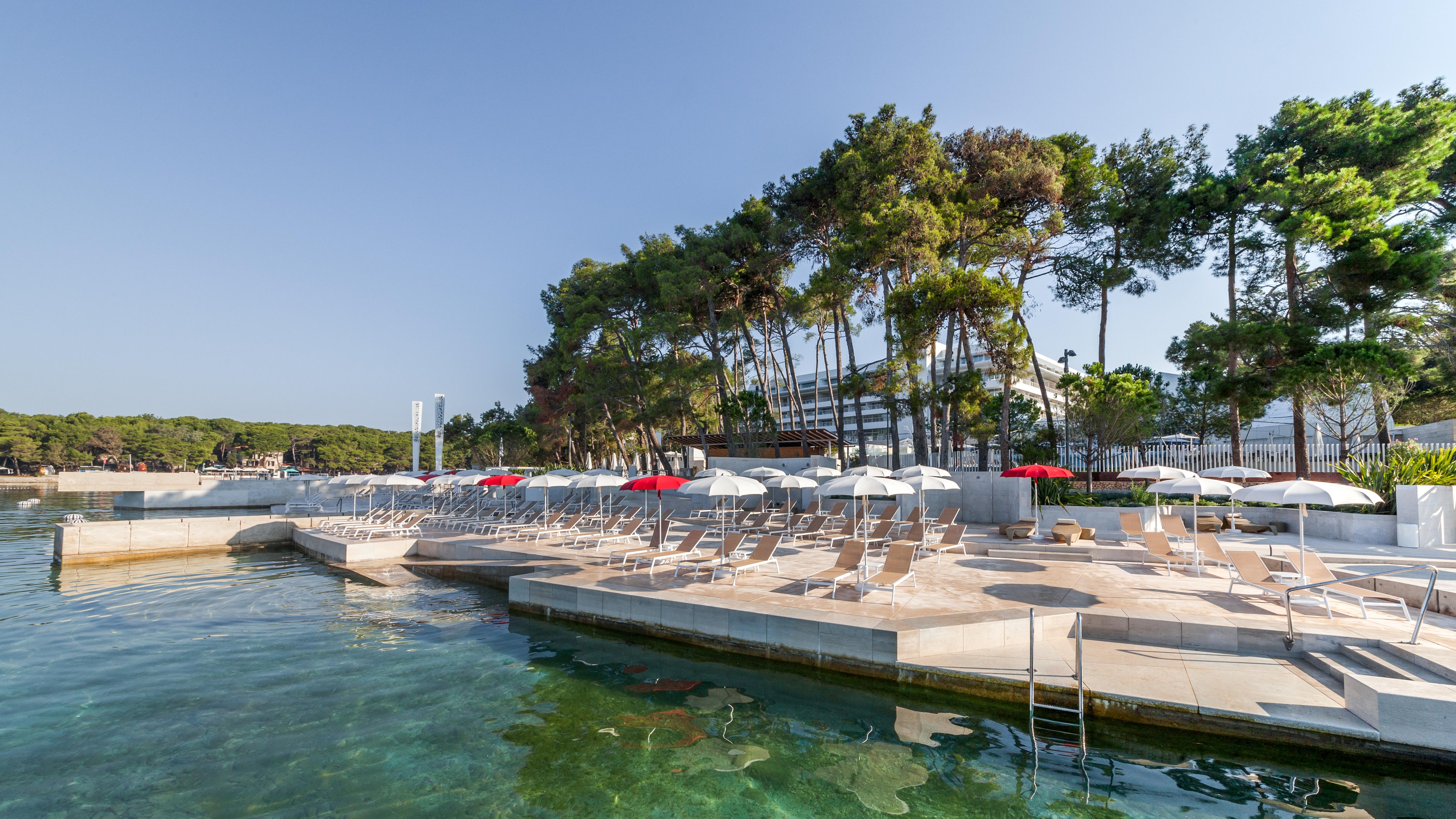 Hotel Bellevue Mali Lošinj Екстериор снимка