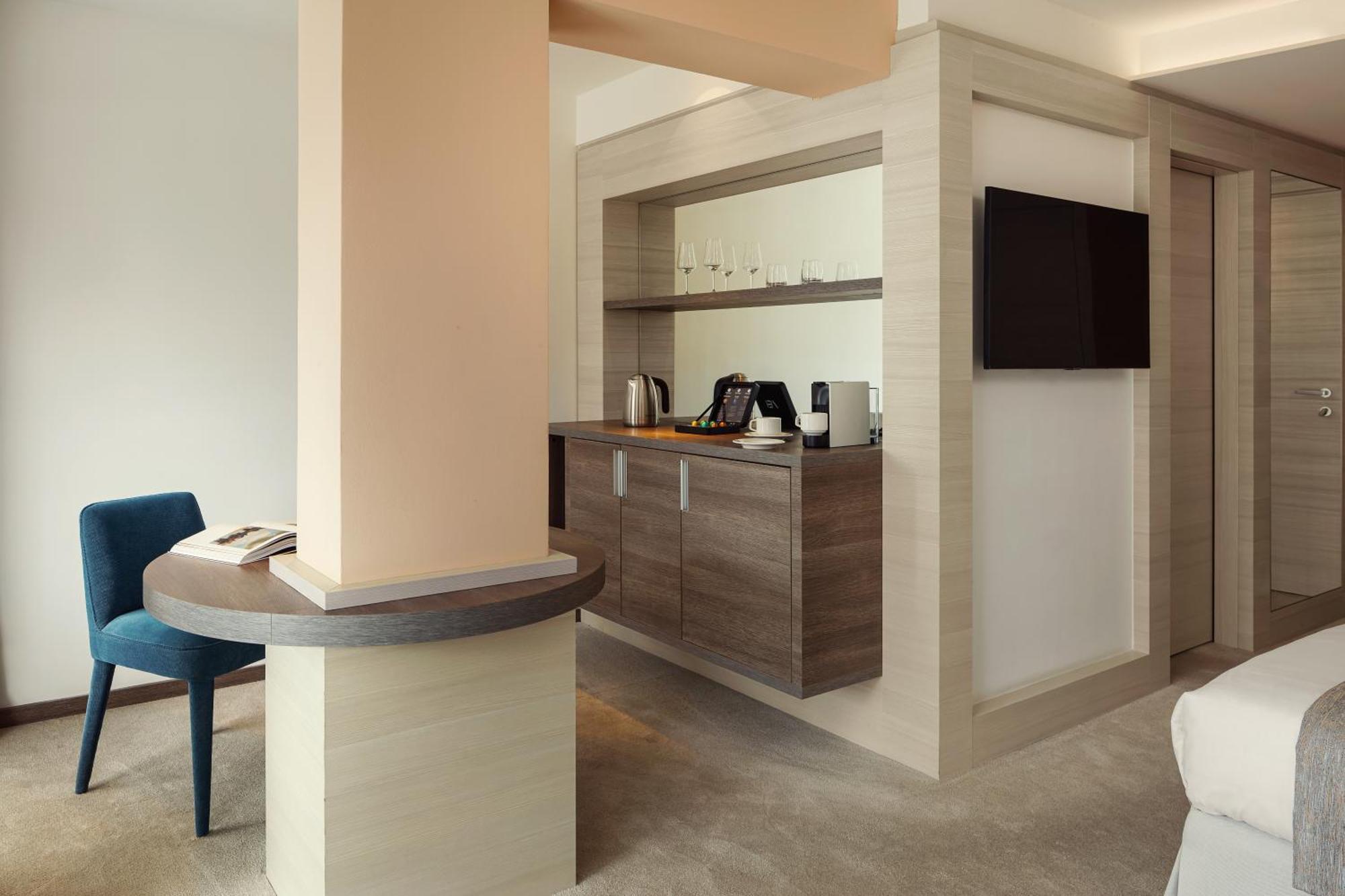Hotel Bellevue Mali Lošinj Екстериор снимка
