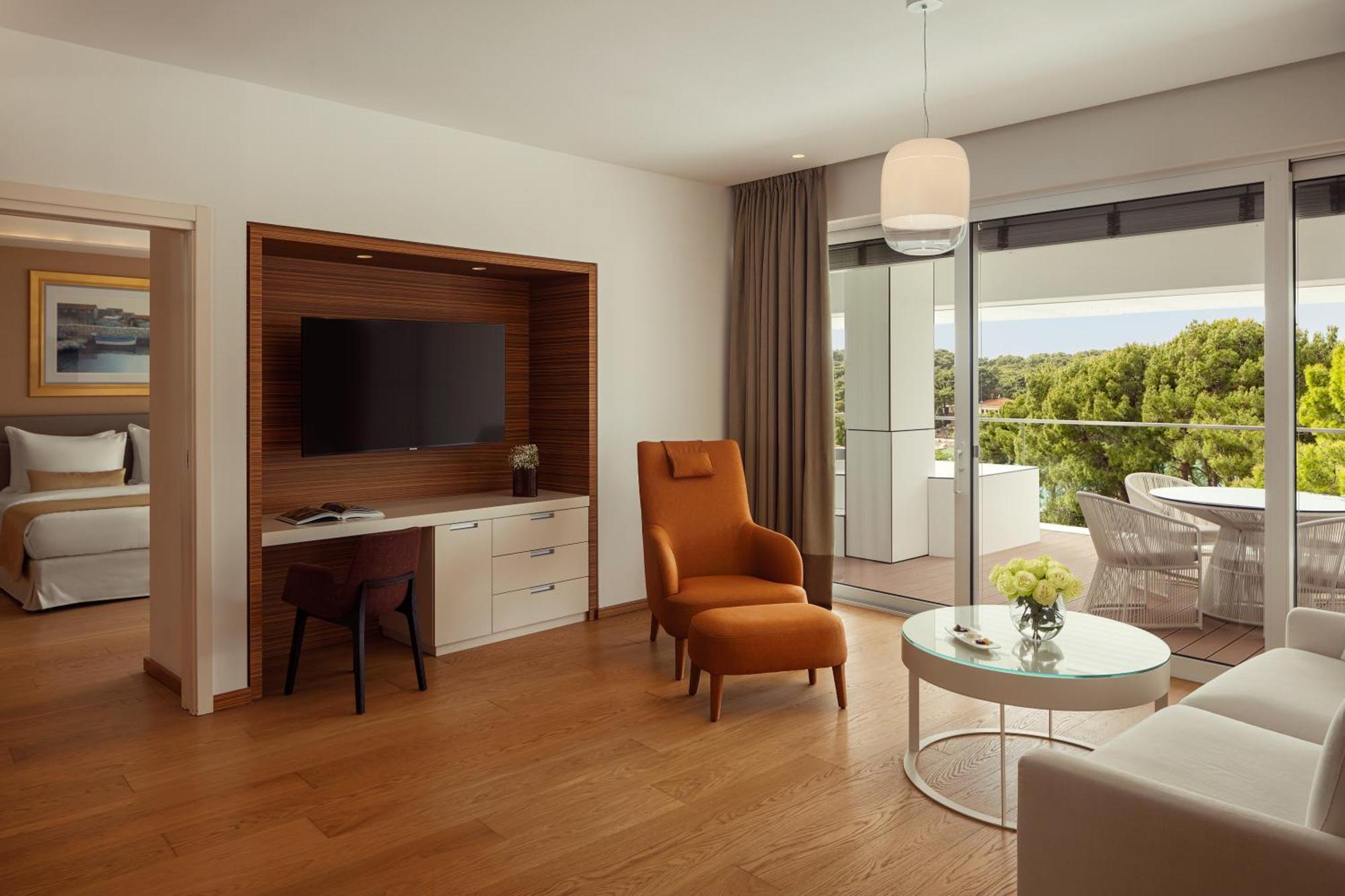 Hotel Bellevue Mali Lošinj Екстериор снимка